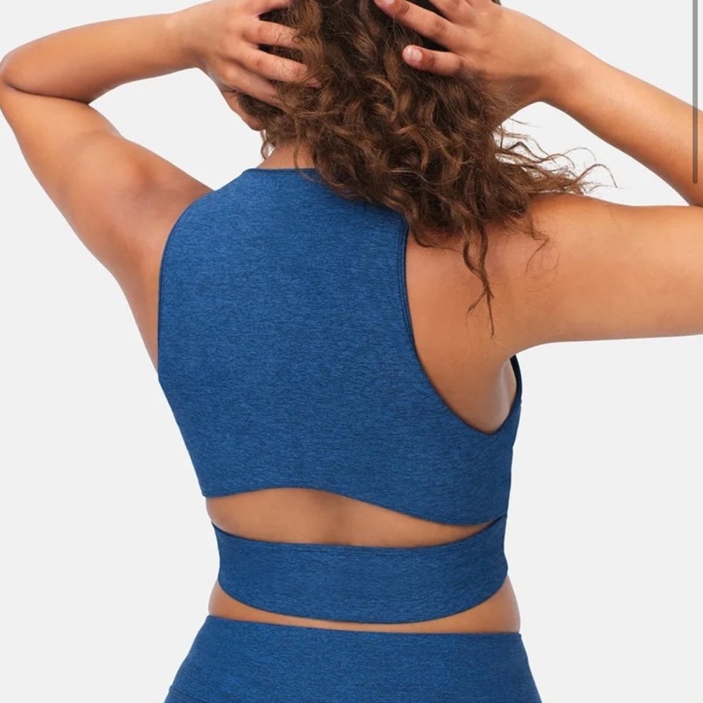 Outdoor voices bra navy size M